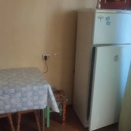 Апартаменты 1-ная по адресу глушко 28