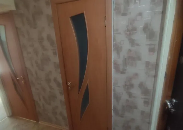 1-ная по адресу глушко 28 *